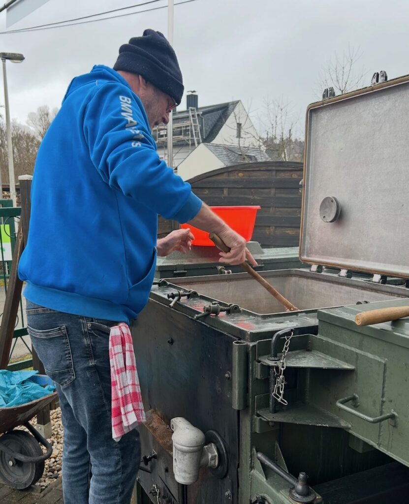 IMG_3425.jpg IMG_3425.jpg