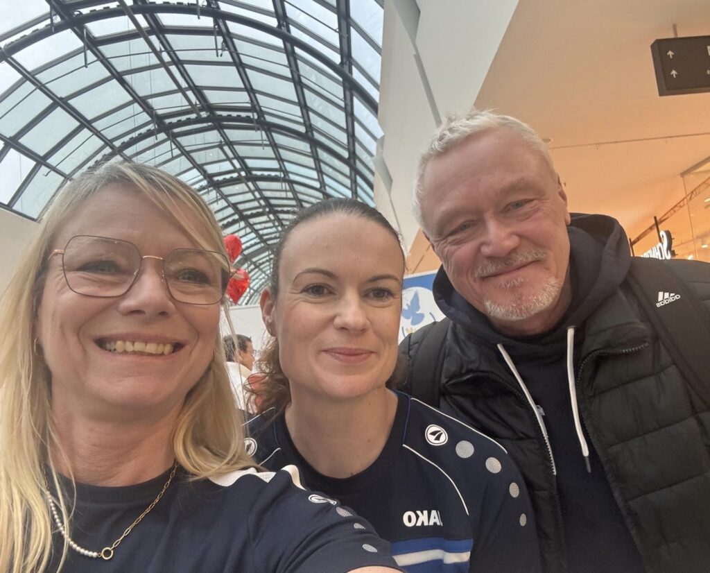 a60bbdfb-cea4-4abc-a9a5-d191391feb33.jpg a60bbdfb-cea4-4abc-a9a5-d191391feb33.jpg