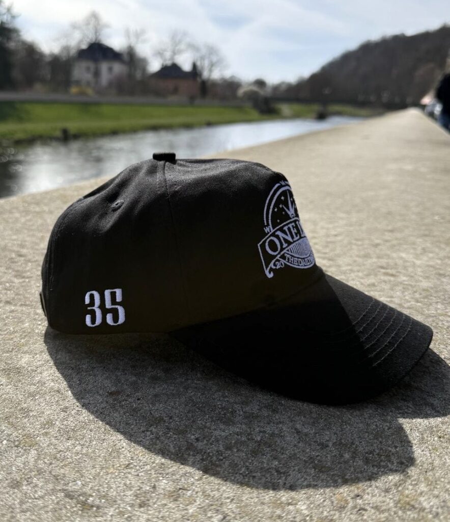 3f0502af-6492-4830-b43f-a4cc1dc89e4c.jpg 3f0502af-6492-4830-b43f-a4cc1dc89e4c.jpg